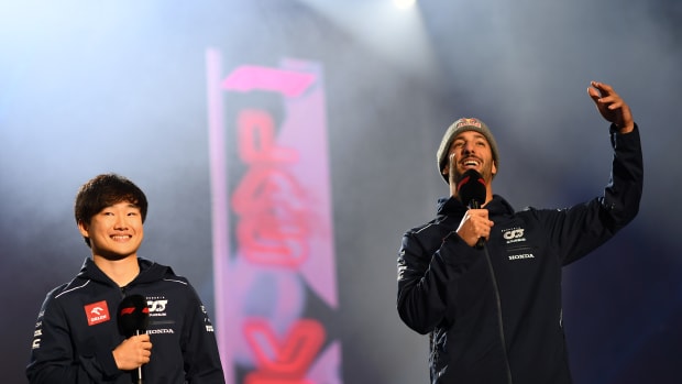 Yuki Tsunoda - Daniel Ricciardo - AlphaTauri